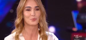 Silvia Toffanin: “Io e mia figlia sostenevamo Alessia ad Amici 24!” Reazioni entusiastiche dei fan.