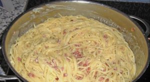 8919518_25183414_taste_shaming_carbonara_con_panna_1_.jpg