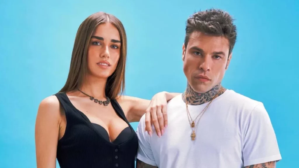 Clara-e-Fedez-bacio.jpg
