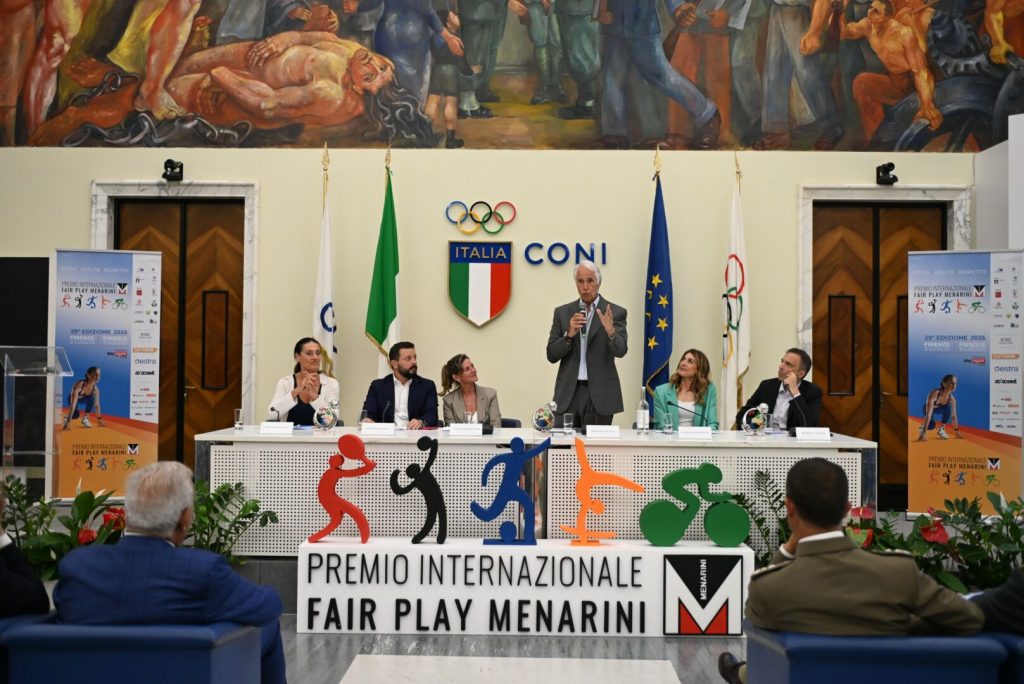 Foto-1_-Cristina-Scaletti-Filippo-Paganelli-Valeria-Speroni-Cardi-Giovanni-Malago-Rachele-Sangiulian.jpeg