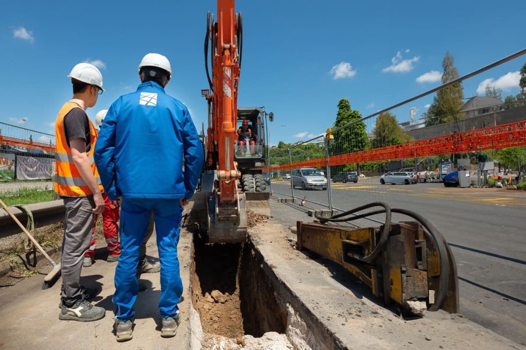 Nuovi elettrodotti nel varesotto: Terna ottiene autorizzazione dal MASE per potenziare rete elettrica.