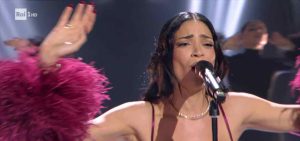 elodie_sanremo_2025_screenshot.jpg