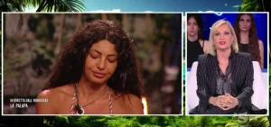 Simona Ventura attacca Jasmin all’Isola: “Chiedi scusa dopo il rischio di morte per Chiara!”