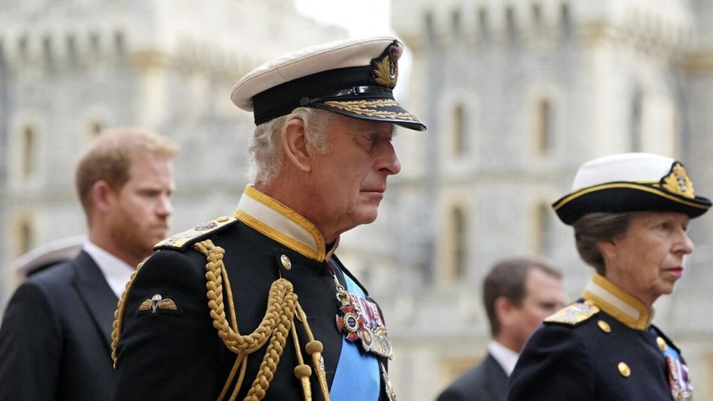 Incontro Segreto tra Harry e il Re Carlo: Verso un Nuovo Dialogo Un evento che ha catturato...