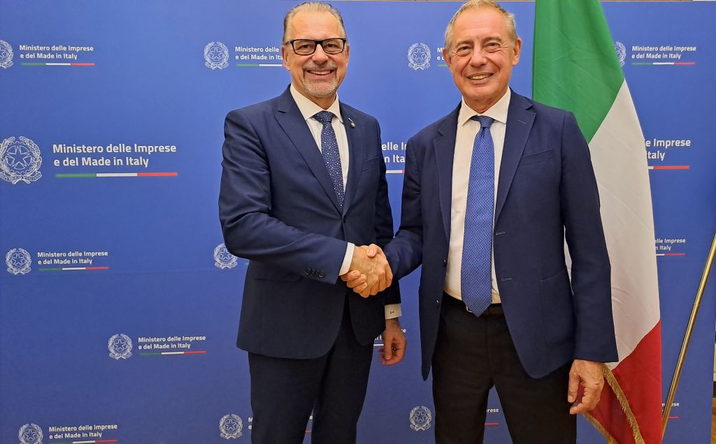 Il ministro delle Imprese e del Made in Italy, Adolfo Urso, ha incontrato il direttore dell'Agenzia...