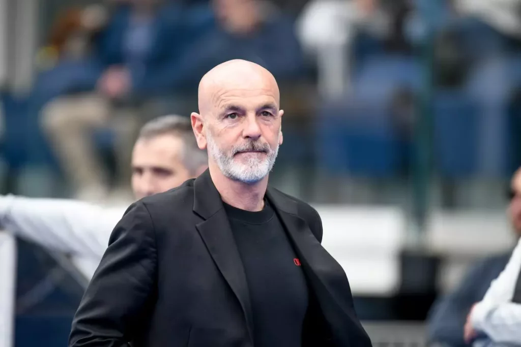 Stefano Pioli: Il Ritorno alla Fiorentina Un Nuovo Capitolo per il Club Viola FIRENZE (ITALPRESS)...