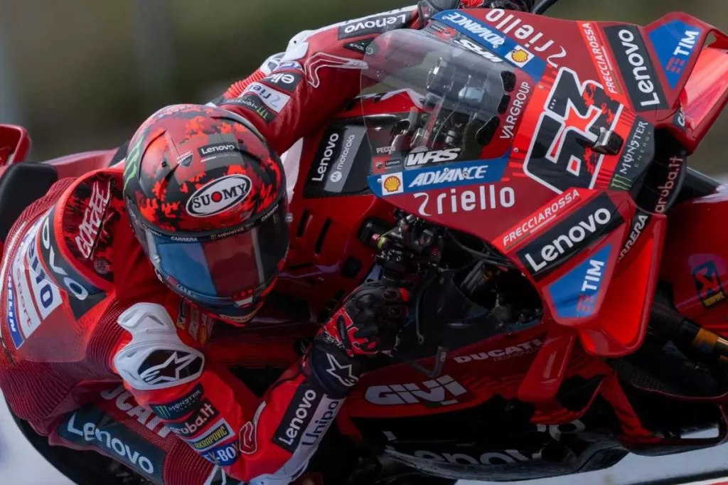 Bagnaia in Pole Position al Gran Premio di Repubblica Ceca 2025 Un'Eccellente Prestazione di...