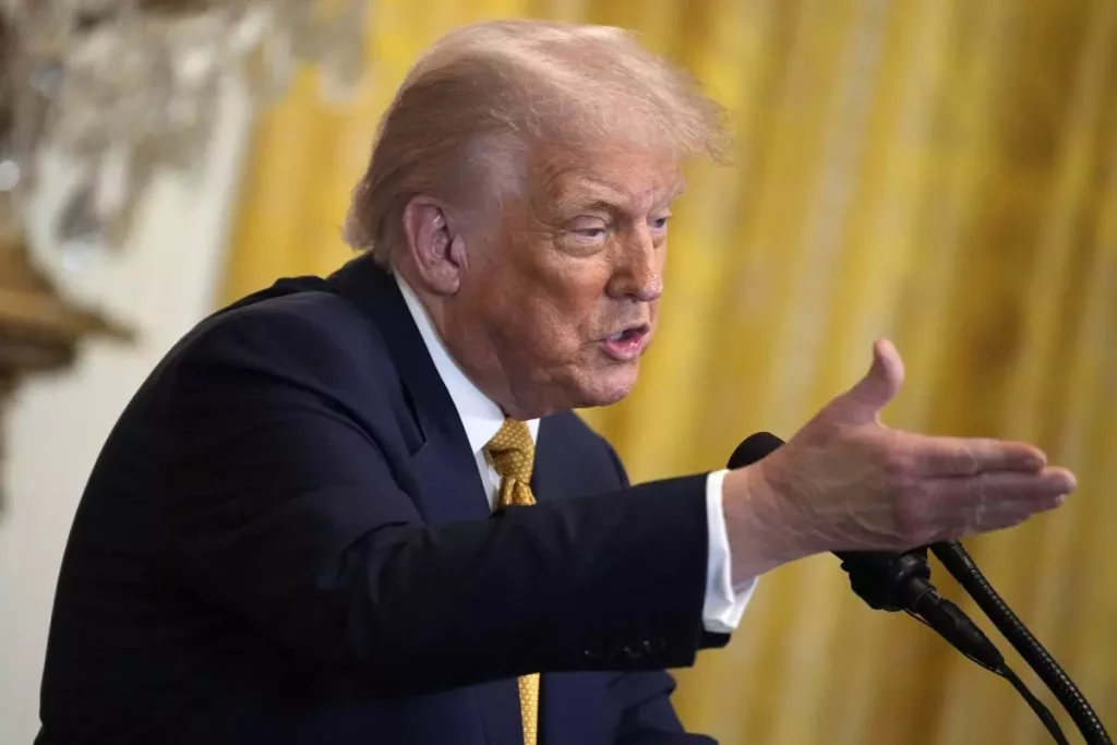 USA e UE verso accordo per ridurre dazi al 15%: un passo verso la cooperazione commerciale.