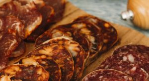 8931009_01141825_salame_salsiccia_richiamati_prodotti_moltoni_allerta_sondrio_oggi_1_7_2025.jpg
