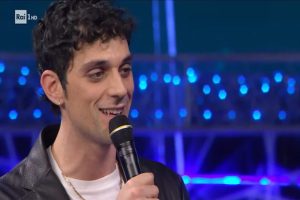 Bresh: la sua passione per la musica e il forte legame con Genova.