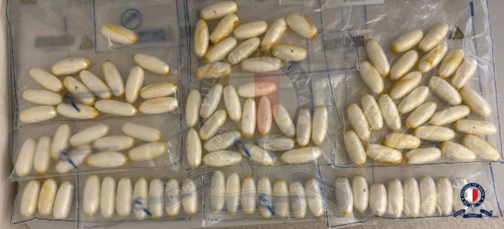 Arrestato nigeriano a Malta con 1 kg di cocaina nascosto nel corpo.