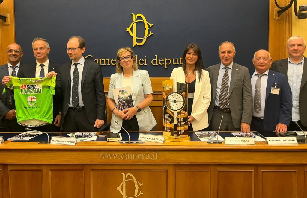 Giro della Lunigiana 2025: Genova protagonista della storica partenza GENOVA (ITALPRESS) – La...