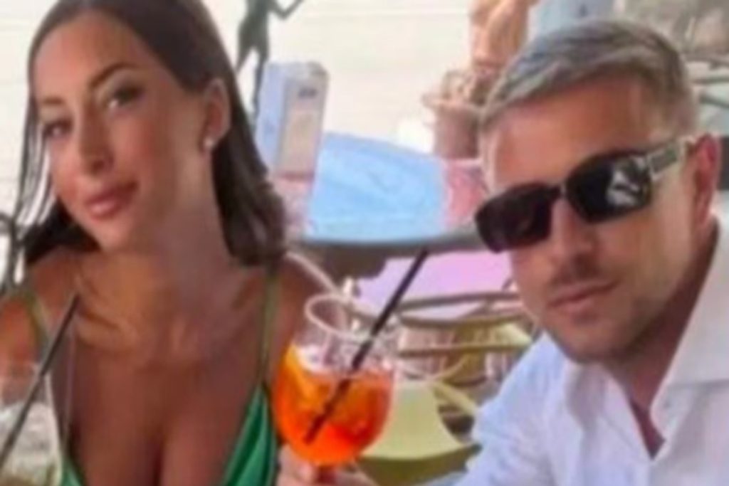 Manuel Maura e il Gossip con Francesca Sorrentino: La Verità Svelata Manuel Maura, noto per la sua...