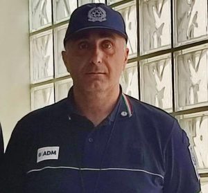 Emergenza all’Aeroporto di Lamezia: funzionario Adm salva passeggera colpita da malore.