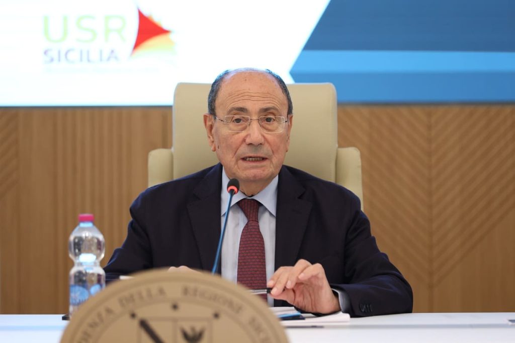 Schifani Difende Elvira Amata: Chiarimenti Sulla Situazione Politica in Sicilia PALERMO (ITALPRESS)...