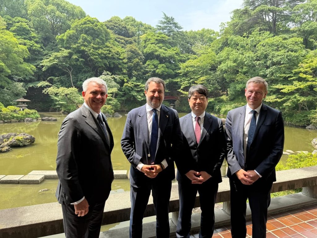 Salvini in Giappone: Incontri con Toyota e Honda per il Futuro dell’Automotive Roma (ITALPRESS)...