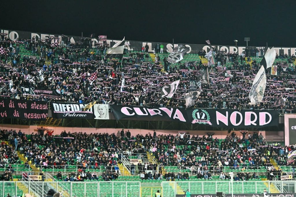 Palermo e Manchester City: Un Incontro Storico per il Calcio L’Anglo-Palermitan Trophy: Un...