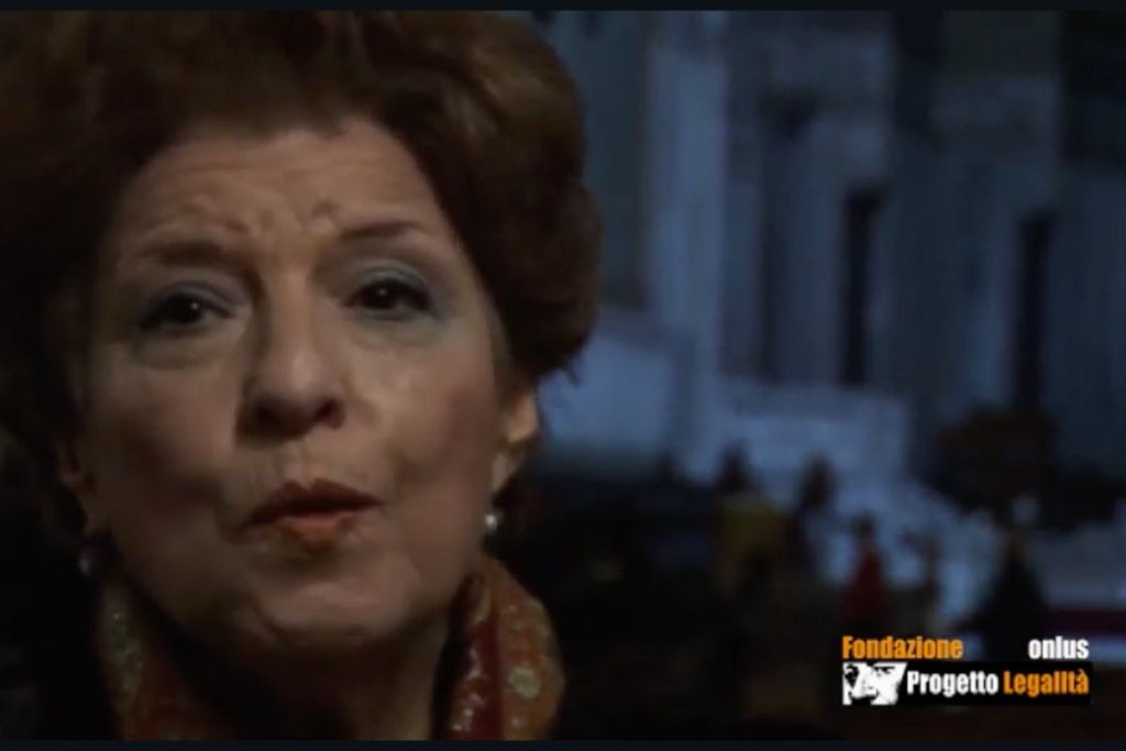 Agnese Piraino Leto, la moglie di Paolo Borsellino, emoziona con la sua straordinaria forza.