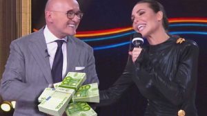 Ilary Blasi e Massimo Borgnis: Una Storia di Ricordi e Vittorie Il Ricordo di Ilary Blasi per i...