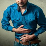 Segnali di patologie gravi negli uomini: scopri i sintomi da non ignorare