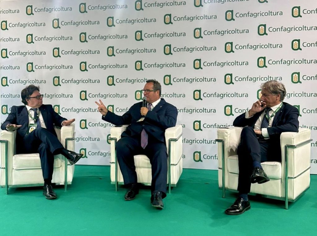 Durigon annuncia la fine del Click Day per l’agricoltura: nuove opportunità in arrivo.