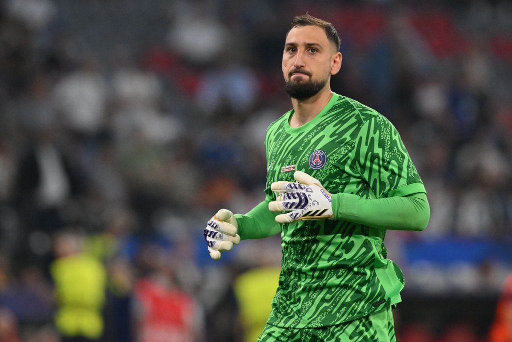 Il Futuro di Gianluigi Donnarumma: Un'incertezza Sempre Maggiore Un Nuovo Arrivo al Paris...