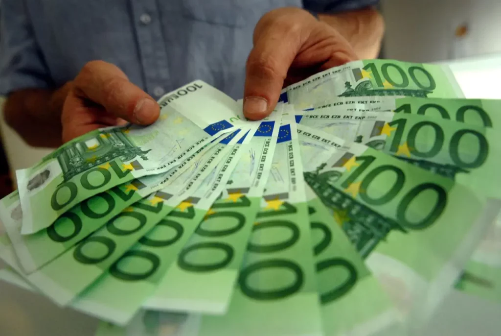 Aumento prestiti ad agosto: +1,4% per famiglie e imprese rispetto al 2024.