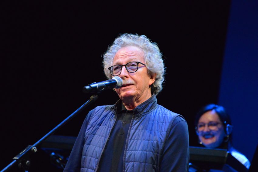 Fabio Concato ha annunciato attraverso i social media la sospensione dei suoi concerti a causa di un...