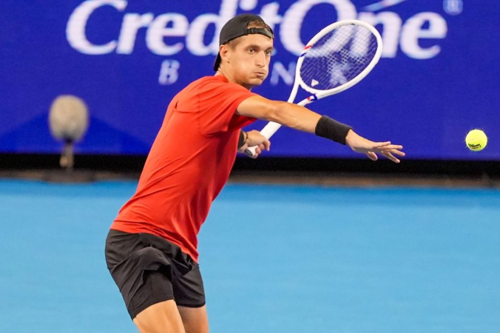 Terence Atmane: un nuovo fenomeno del tennis conquista Cincinnati CINCINNATI (USA) – Il giovane...