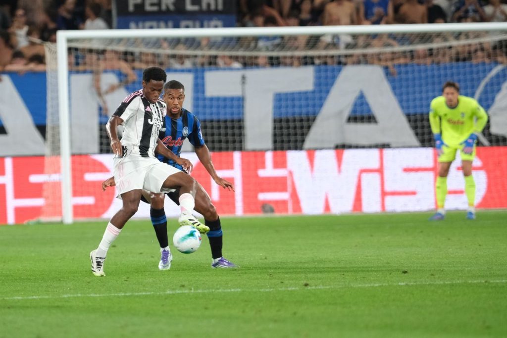 Juve trionfa 2-1 contro l’Atalanta, Inter e Lazio conquistano vittorie decisive.