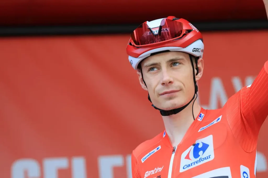 Gaudu conquista Ceres, Vingegaard mantiene la maglia rossa alla Vuelta.