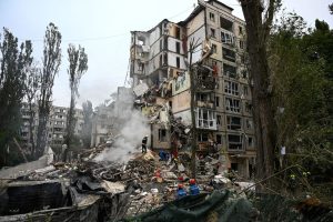 Attacco russo a Kiev: il bilancio delle vittime sale a 23.