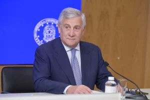 Tajani approva la riforma del ministero degli Esteri: nessun costo aggiuntivo previsto.