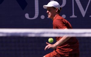 Jannik Sinner e Gli Impatti del Terzo Turno agli US Open Il 26 agosto 2025, durante la terza...