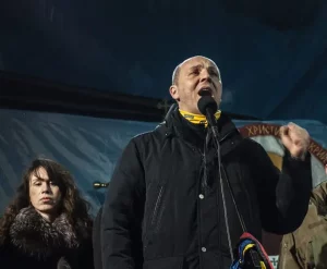 Andriy Parubiy, ex presidente del Parlamento ucraino, assassinato a Leopoli: shock in Ukraine.