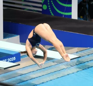 Chiara Pellacani conquista il bronzo ai Mondiali di tuffi dai 3 metri!