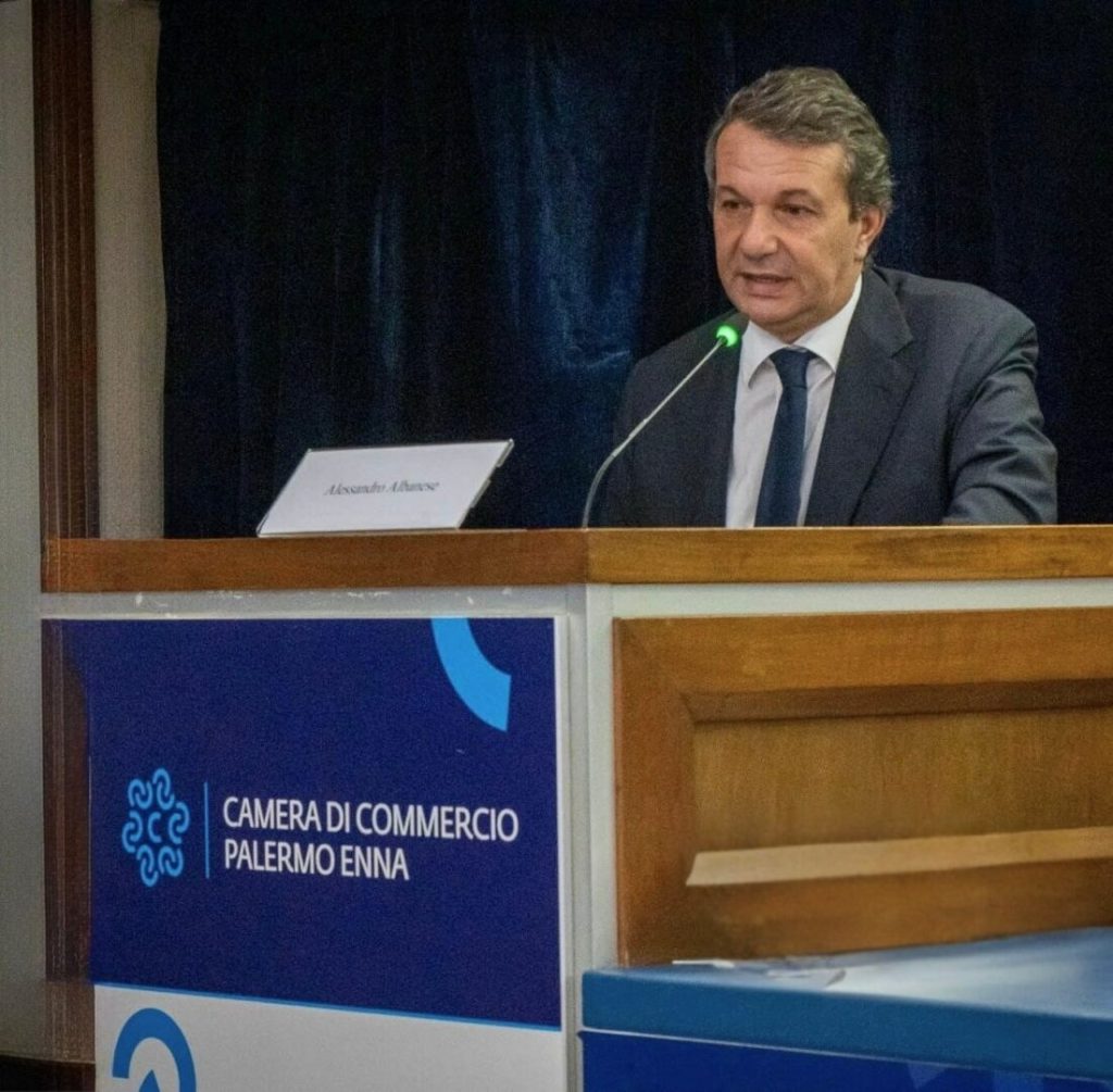 Crescita Esponenziale delle Esportazioni a Palermo: Il Settore Navale Traina il Successo PALERMO...