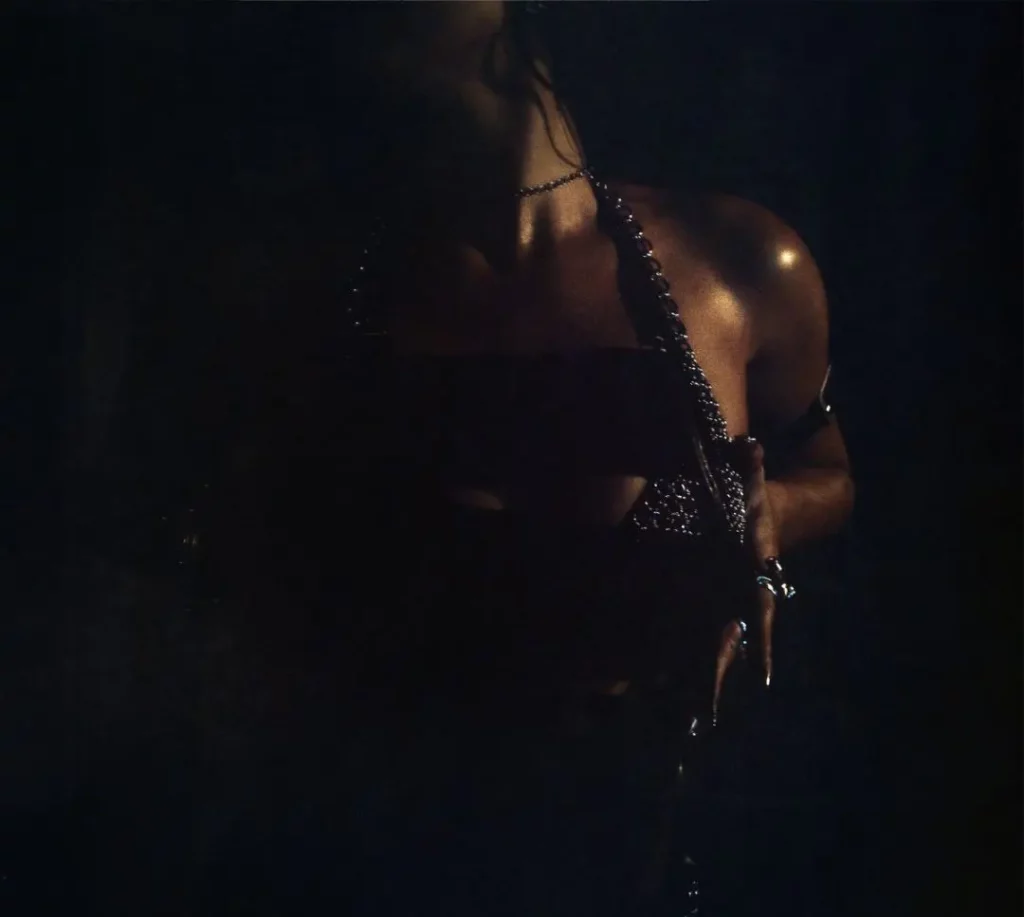 Gaia lancia il nuovo singolo “Nuda”, disponibile dal 29 agosto su tutte le piattaforme.