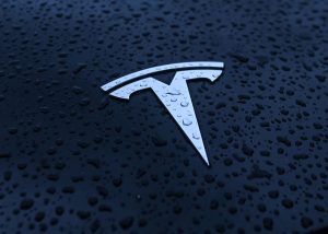 Tesla Chiede Annullamento del Verdetto Milionario sul Sistema Autopilot Tesla ha recentemente...