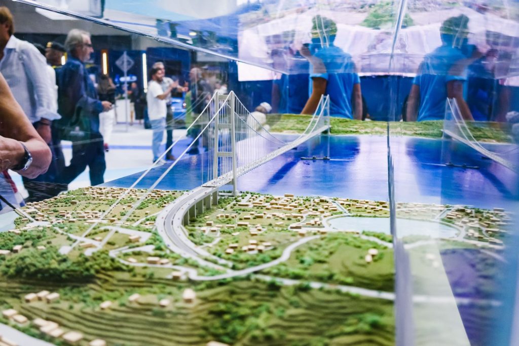 Ponte sullo Stretto di Messina: approvazione definitiva del Cipess, Meloni lo definisce “opera globale”.