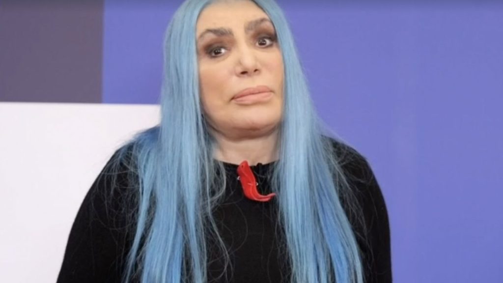 Il dramma di essere odiata: una storia di sofferenza e resilienza