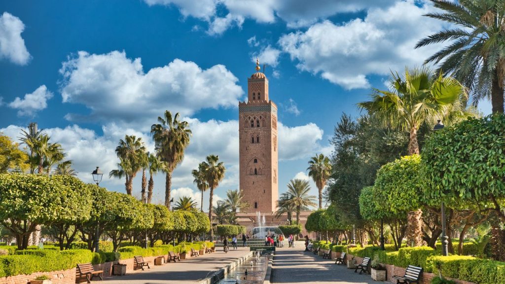 “Il nuovo treno ad alta velocità in Marocco: la chiave per city break sotto il sole”