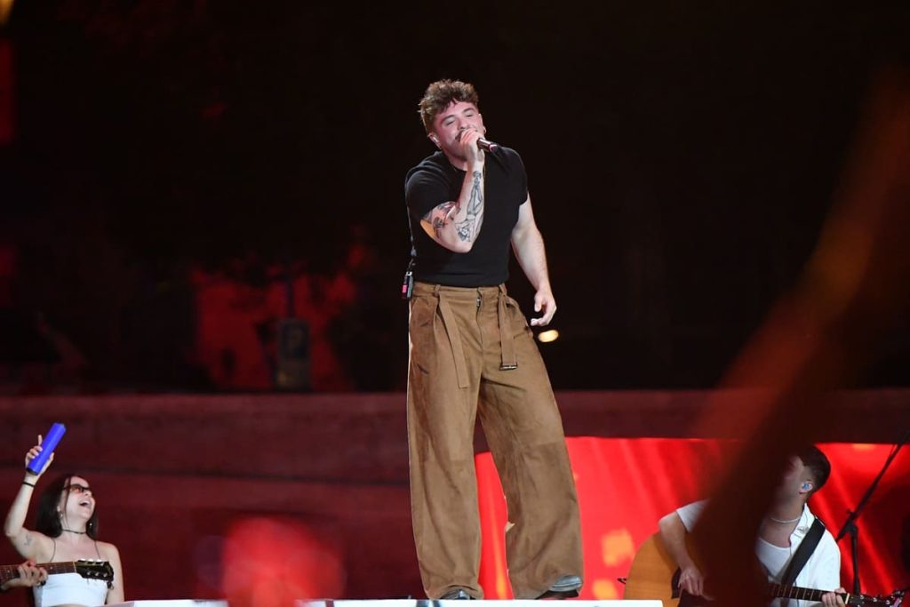 Olly presenta “Questa domenica”: il suo nuovo singolo in uscita il 29 agosto.