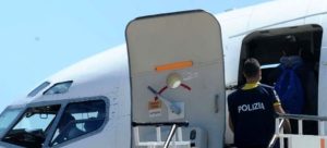 Siracusa: Operazioni di Polizia contro l'Immigrazione Clandestina SIRACUSA (ITALPRESS) - Negli...