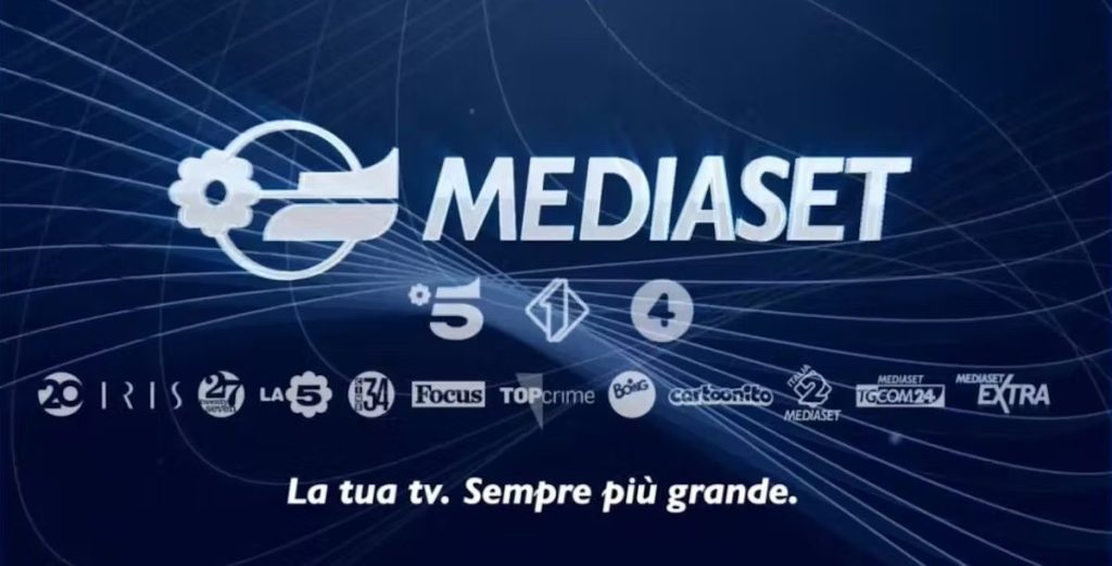 Domani, giovedì 11 dicembre 2025, Canale 5 trasmetterà in prima serata Una Nessuna Centomila, lo...