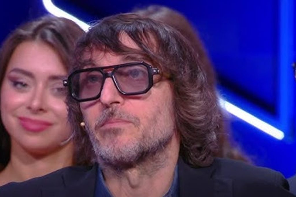 Cruciani rifiuta Ballando con le Stelle 2025: scoperto un interessante retroscena su Selvaggia Lucarelli.