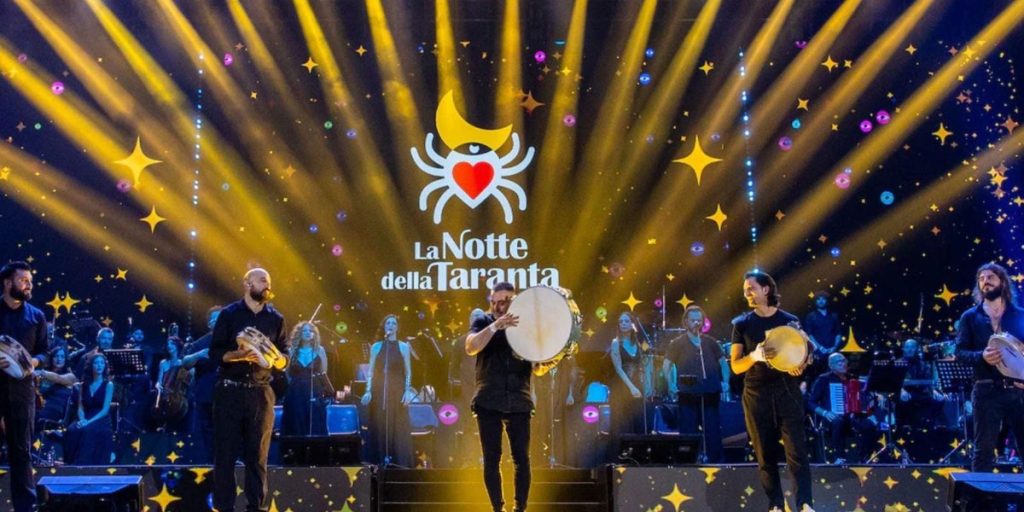 La Notte della Taranta 2025: date, ospiti e artisti da non perdere in TV.