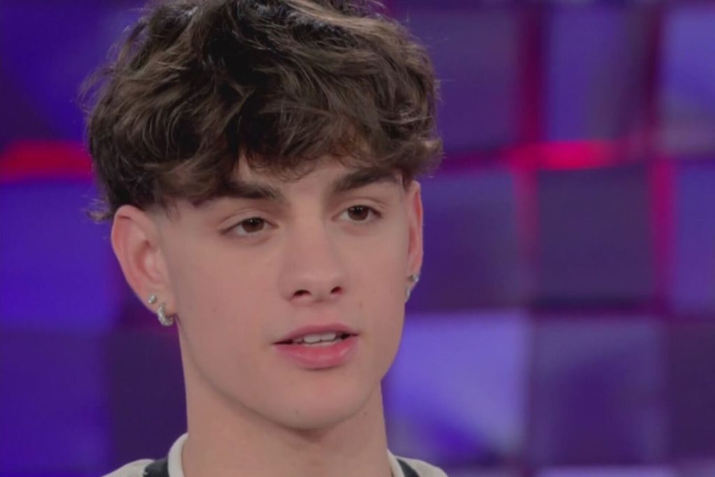 Luk3: dopo Amici, insegue un sogno d’amore con Alessia Pecchia e svela la loro storia.