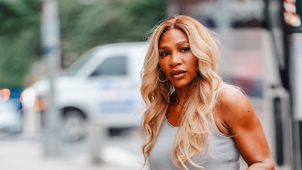 Il Loungewear Rinnovato: Ispirazione da Serena Williams In un mondo dove il dress code è sempre più...