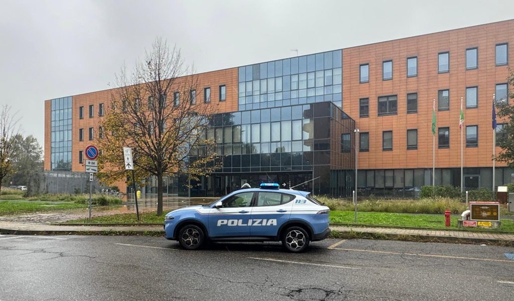 Giovane di Monza finge di essere cugino per sfuggire alla cattura, arrestato.